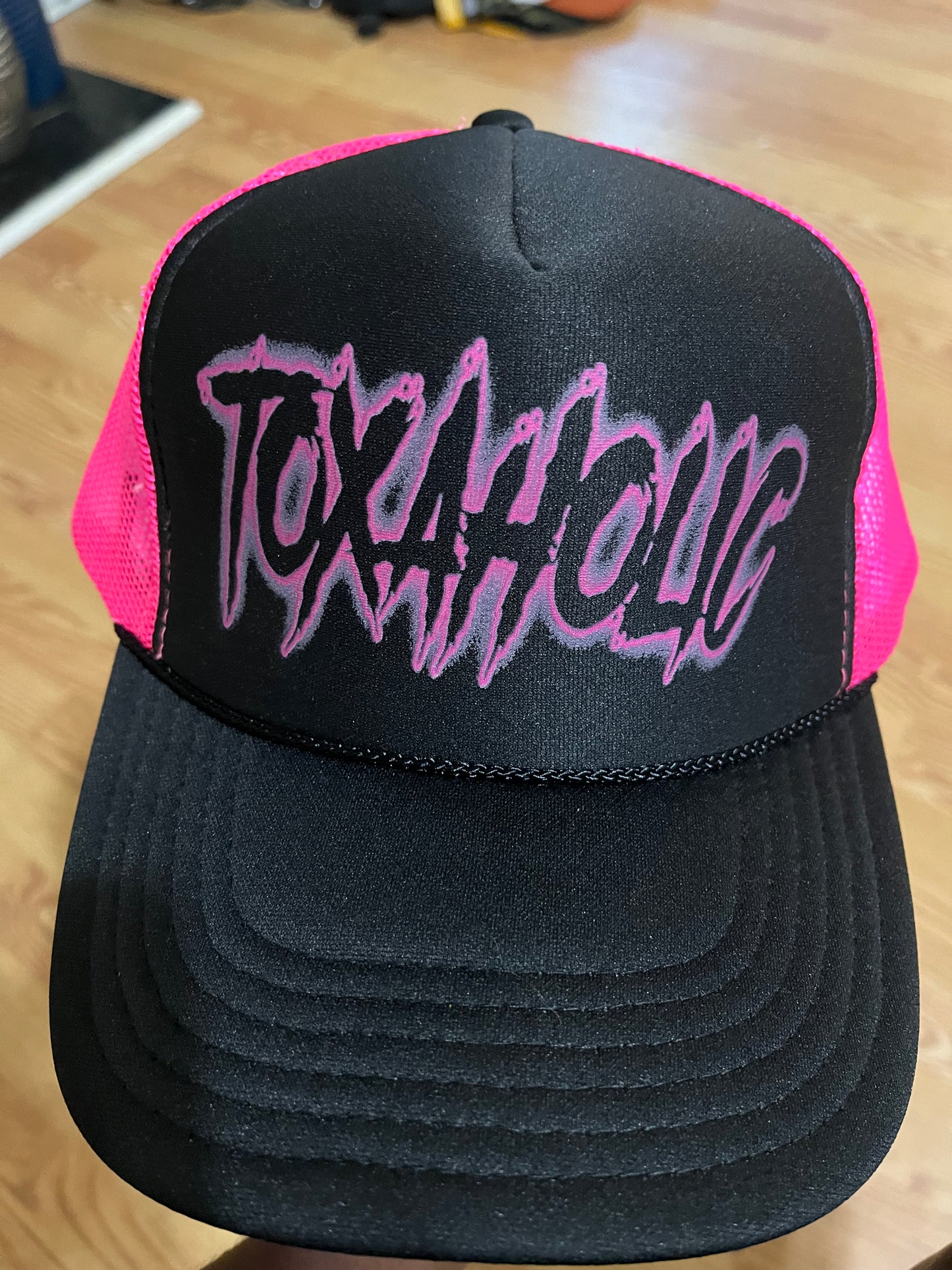 Toxaholic Pink/Blk 2